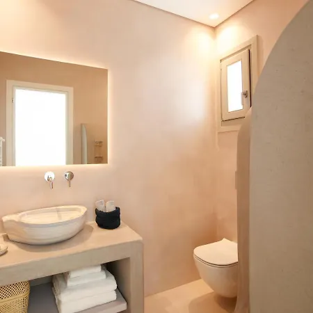 Soleila Mykonos カラファティス